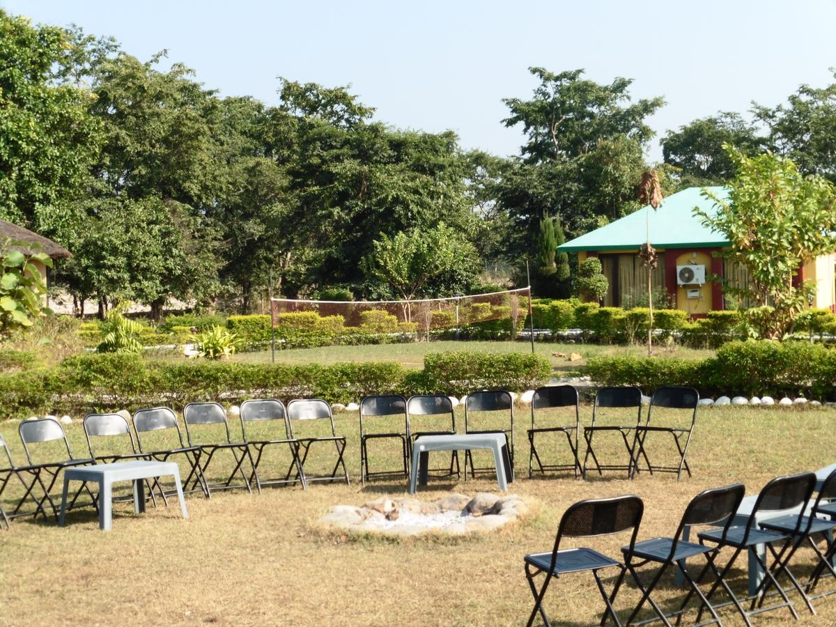 Tusk And Roar Corbett Resort Dhela Exterior foto